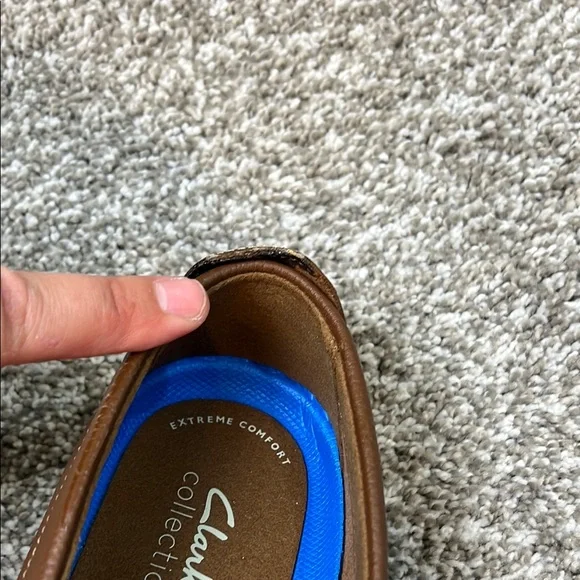 Clarks Men's Brown Loafers NWOT see pics and description for blemishes - Picture 9 of 10
